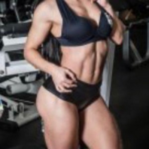 CULTURISTA MASSAGGIATRICE fotografia:2