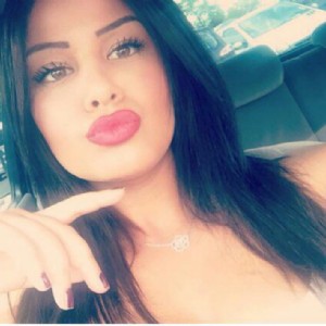 Viola 25 enne studentessa fotografia:3