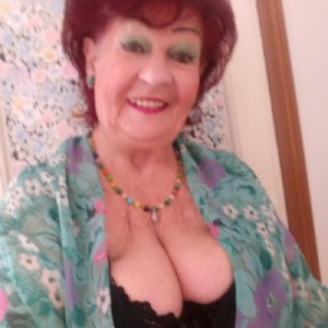 Mery milf Russa appena tornata a Porto fotografia:4