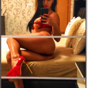 Evelina Bella Milf Seno Naturale fotografia:2