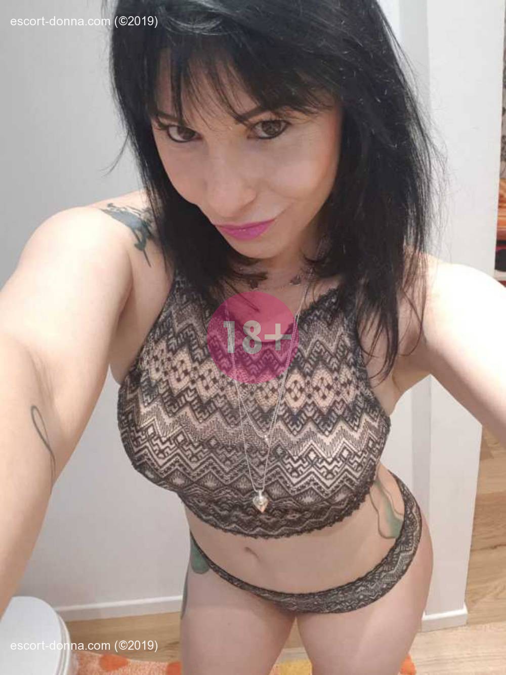 Escort Cuneo, Donna Antonella Belissima Giovane