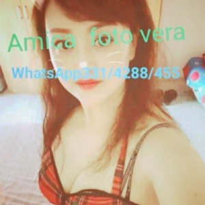 Lucy Vasta Esperienza Hong Kong fotografia:3