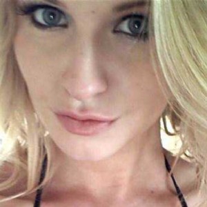 Laura Patatina Calda Per Una Penetrazione Passionale fotografia:5