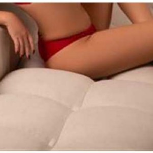 Karina Elegante Cerco Un Vero Uomo fotografia:4