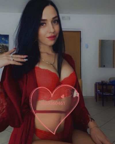 Emma 24su24 Offro Relax al Tuo Cazzo