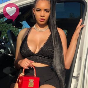 Sarah la Vera Regina Pompa da Urlo Adoro 69 Scopata da Impazzire Dea del Sesso Vera Padrona fotografia:4