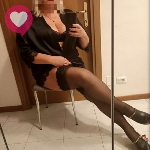 Marina Una BELLA MILF CARNOSA a Cologno Monzese fotografia:4