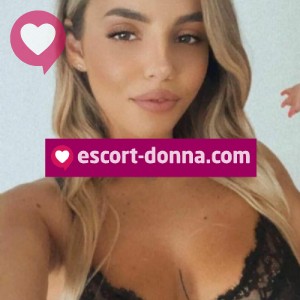 Katy spettacolare calda e viziosa come nessuna fotografia:2