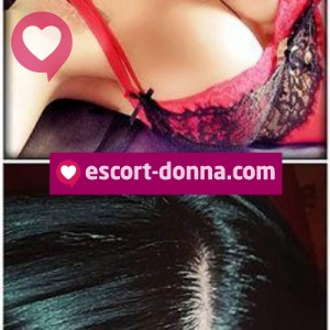 Xenia figa succosa bagnata fotografia:4