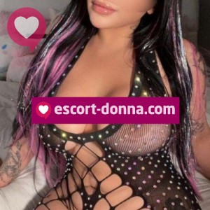 Gabriella piacere conoscerti sotto le lenzuola fotografia:2