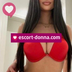 Terribilmente sexy tutta da conoscere amo essere leccata scopata bene fotografia:2