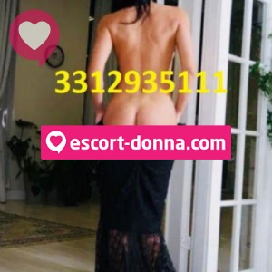 Alena russa 26enne diavoletta scatenata e perversa fotografia:3