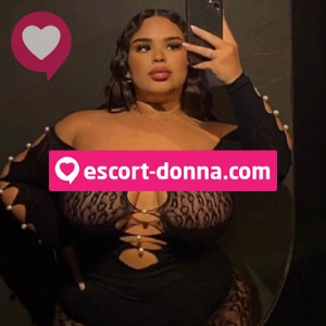 Lucia 22enne fantastica travolgente sensuale fotografia:3