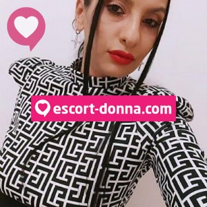 Nicol molto raffinata dolce intrigante sensuale fotografia:3
