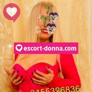 Luiza zona stadio donna sexy fotografia:2