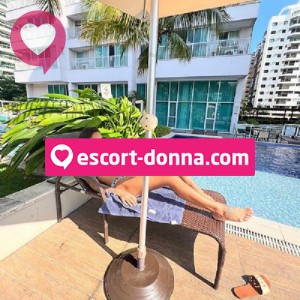 Eva la tua ragazza troia da montare Santa Rita fotografia:4