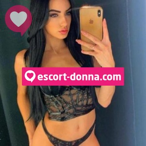 Micaela ragazza dolce Ostia Lido Ostia Antica come il miele calda come il fuoco incredibilmente sexy senza limiti fotografia:3