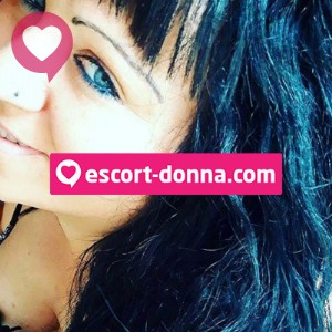 Bella ragazza italiana 41 anni bravissima ricevo sola in casa fotografia:4