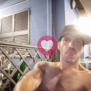 Annuncio per solo donne niente gay fotografia:1