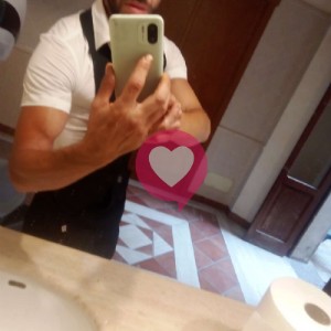 Annuncio per solo donne niente gay fotografia:2