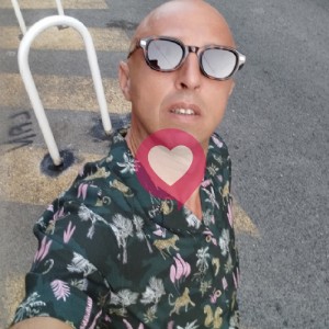 SPOGLIARELLISTA PER DONNE INSODDISFATTE fotografia:3